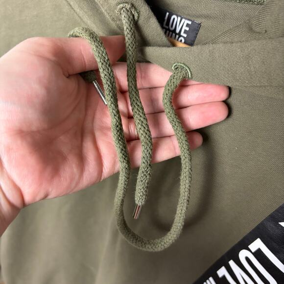 Love Moschino Olive Green Logo Hoodie Men’s 2XL – Stylish Streetwear Sweatshirt - Picture 6 of 7